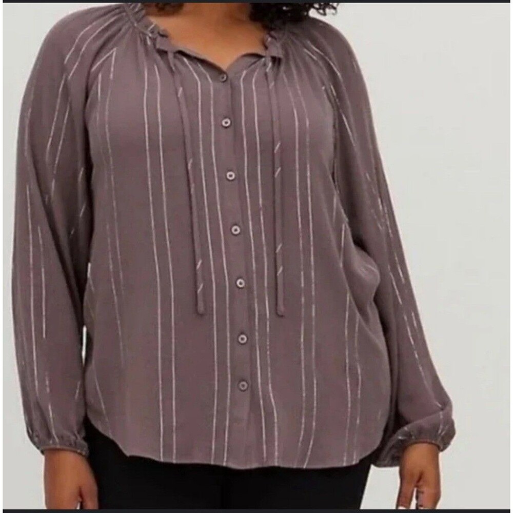 Torrid Peasant Top Sz 3 Mauve With Buttons Tie At Neck Long Sleeves Gold Thread